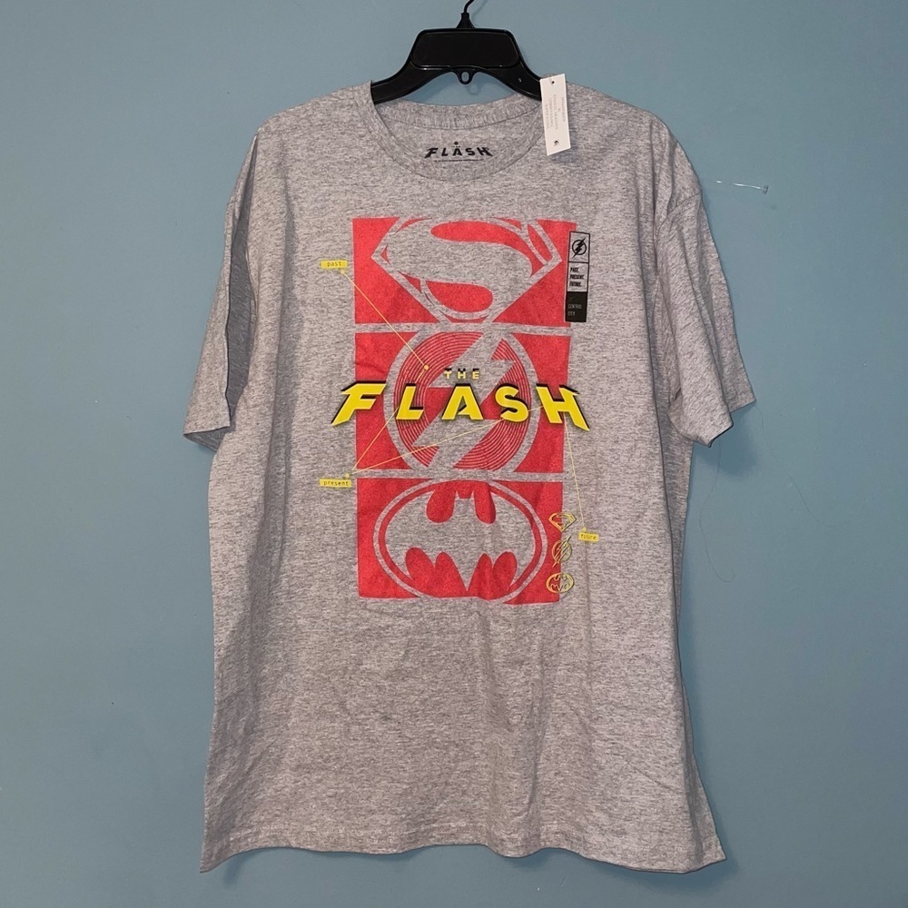 DC’s The Flash Graphic Crew Neck Tee Size 2XL